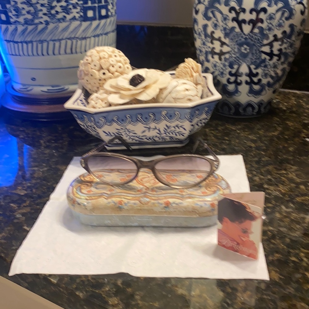 Gray and silver vintage bright and sunglasses